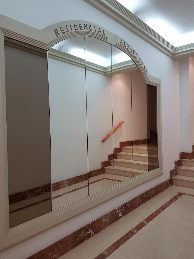Residencial Albatro II Lägenhet Torrevieja Exteriör bild